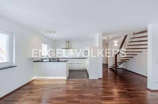 Wohnung kaufen in 61381 Friedrichsdorf, Exklusive Dachmaisonette – stilvolles Wohnen in ruhiger und zentraler Lage
