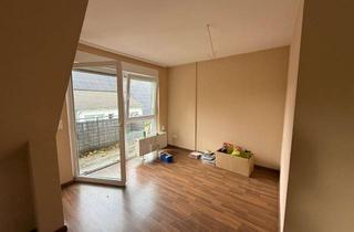 Sozialwohnungen mieten in Adolf Clarenbachstr 16, 42899 Lüttringhausen, WBS!Seniorengerechtes Wohnen: Schöne 2-Zimmer Seniorenwohnung in ruhiger Lage