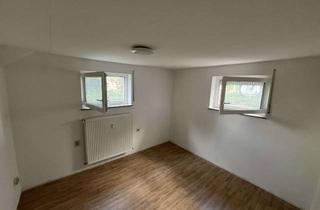 Wohnung mieten in Drosselweg, 70734 Fellbach, 1,5-Zimmer-Souterrain Wohnung mit EBK in Fellbach