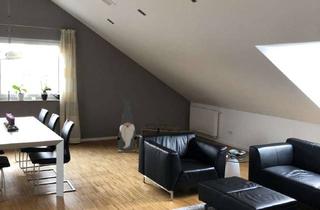 Wohnung mieten in 33803 Steinhagen, Gepflegte Dachgeschosswohnung mit zwei Zimmern und Einbauküche in Steinhagen