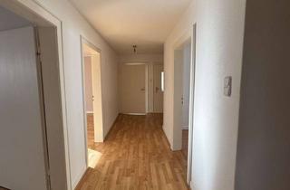 Wohnung mieten in Gluckensteinweg xx, 61350 Bad Homburg, Großzügige 5-Zimmer-Wohnung mit Balkon und EBK
