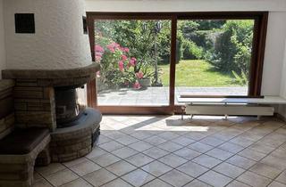 Wohnung mieten in Bramsfeld 10, 45277 Überruhr-Holthausen, 2-Zimmerwohnung mit Einbauküche und Duschbad, Terrasse