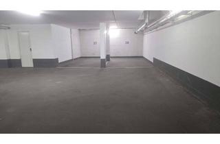 Garagen mieten in Brauhausstieg 47, 22041 Wandsbek, Sicher parken: Tiefgaragenstellplatz in Wandsbek