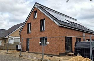 Haus mieten in Alte Gerberei, 52525 Heinsberg, Luxuriöse Neubaudoppelhaushälfte mit einer tollen Raumaufteilung…