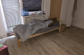 WG-Zimmer mieten in 28203 Bremen, Bremen - Möbliertes Zimmer frei in Steintor, ideal für Studenten