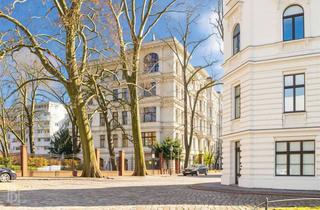 Wohnung kaufen in 10965 Kreuzberg, Großzügige Altbauwohnung mit ca. 177 m² in den Riehmers Hofgärten – vermietete Kapitalanlage