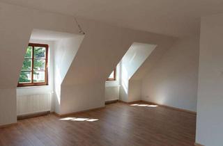 Wohnung kaufen in Pestalozzistraße 10, 04178 Böhlitz-Ehrenberg, provisionsfrei: 3-Zimmer-Maisonette-DG-Wohnung mit Balkon, Keller, Lift + Stellplatz in Ärztehaus