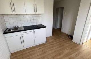Wohnung mieten in Vaalser Str. 34, 52064 Aachen, **2 Zimmer WG-Wohnung zu vermieten** NUR STUDIERENDE DER RWTH AACHEN UND FH AACHEN