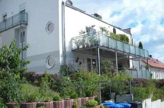 Wohnung mieten in 65817 Eppstein, Wohnen mit Charme und Weitblick – sonnige 2-Zimmer-Dachgeschosswohnung mit großem Balkon