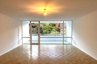 Wohnung mieten in Ahornstr. 24, 45134 Stadtwald, Sanierte 3-Raum Wohnung mit Balkon in begehrter Lage