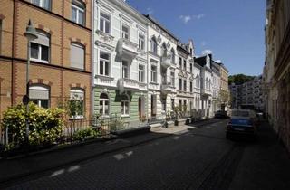Wohnung mieten in 52222 Stolberg, große 2-Zimmer Erdgeschosswohnung im Gründerzeithaus, mit Terasse, komplett saniert