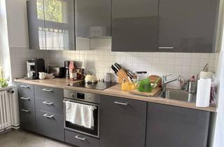 Wohnung mieten in 14109 Wannsee, Sonnige, gepflegte 4-Zimmer-Altbauwohnung mit Balkon in Berlin-Wannsee (Zehlendorf) zu vermieten