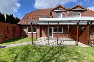 Wohnung mieten in 26452 Sande, Renovierte 3 ZKB Erdgeschosswohnung mit Garten, überdachter Terrasse und Garage in Sande-Cäci