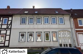 Mehrfamilienhaus kaufen in 38723 Seesen, Zentral gelegenes Mehrfamilienhaus mit drei Wohneinheiten und großem Nebengebäude in Seesen