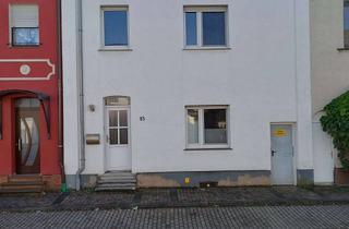 Haus mieten in Hauptstraße 83, 52372 Kreuzau, Helles und großzügiges Reihenmittelhaus mit Garten in zentraler Lage von Kreuzau ab dem 01.12.2026