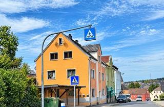 Anlageobjekt in 95100 Selb, Vermiete Kapitalanlage mit drei Wohneinheiten