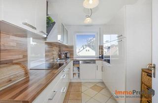 Wohnung kaufen in 86199 Augsburg, Attraktive und modernisierte 3-ZKB-Wohnung in ruhiger Lage mit Weitblick & Stadionnähe