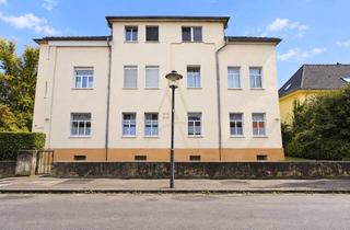 Wohnung kaufen in 53840 Troisdorf, Troisdorf - Charmante Dachgeschosswohnung mit zusätzlichem Raumangebot und Gartenanteil