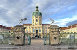 Wohnung kaufen in Brahestraße 27, 10589 Charlottenburg (Charlottenburg), nahe Schloss, Park und Spreeufer: sofort bezugsfrei, 3-Zi-Balkon plus Riesen-Keller