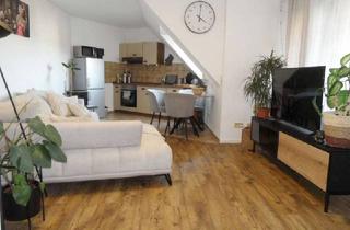 Wohnung kaufen in Burkhardt+Weber-Straße 39, 72760 Reutlingen, Eigennutz oder Kapitalanlage - 2-Zimmer-DG-Wohnung mit Loggia