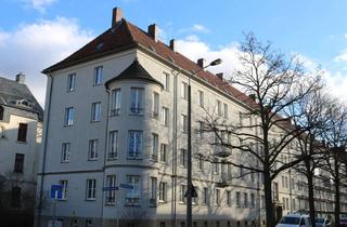 Wohnung mieten in Franz-Mehring-Str. 32, 08058 Zwickau, Frisch sanierte 4-Raumwohnung mit Balkon wieder zu vermieten