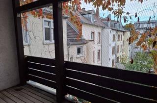 Wohnung mieten in 76137 Südstadt, Einfache 1-Zimmer-Altbauwohnung mit Balkon in Karlsruhe-Südstadt!