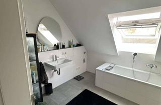 Wohnung mieten in Bobingerstr 80, 86199 Inningen, Modernes Wohnen in Augsburg: 3-Zimmer-Dachgeschosswohnung mit Balkon