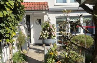 Reihenhaus kaufen in 46562 Voerde, Ein schickes 1.Fam. Reihenhaus mit super Küche, Garten und Garage