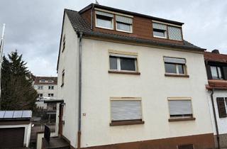 Haus kaufen in 66125 Saarbrücken, Renovierungsbedürftiges 3-Familienhaus in ruhiger Lage von Dudweiler-Herrensohr