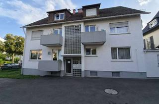 Wohnung kaufen in 70563 Vaihingen, Bezugsfreie 2,5-Zimmer-Dachgeschosswohnung mit Balkon und Stellplatz in Stuttgart-Vaihingen