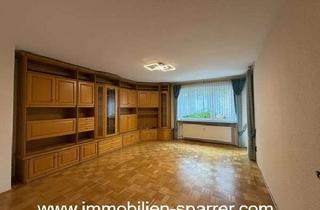 Wohnung kaufen in 92637 Weiden, Geräumige 3-Zimmer-Wohnung mit Balkon und Garage, sehr zentrumsnah