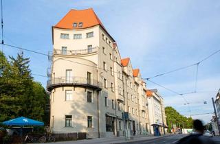 Wohnung mieten in St.-Bonifatius-Str., 81541 Obergiesing, UNIKAT! Turmwohnung mit Blick über München und sehr privater Dachterrasse.