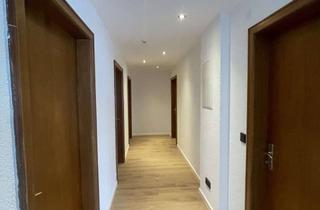 Wohnung mieten in Friedensstraße 11, 66802 Überherrn, Komplett neu renovierte 3-ZKB-Wohnung in Felsberg – Einziehen und wohlfühlen!