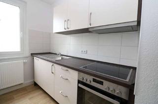 Wohnung mieten in Franz-Kögler-Ring 12, 09599 Freiberg, Liebe geht durch den Magen...2-RW mit Einbauküche & Wanne!!