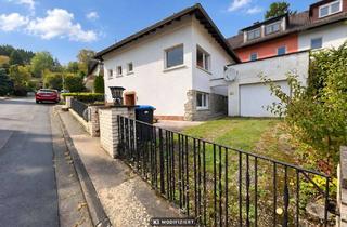 Einfamilienhaus kaufen in 61389 Schmitten, Einfamilienhaus mit viel Gestaltungspotenzial in schöner Blicklage, Garage und Stellplatz