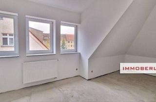 Wohnung kaufen in 16761 Hennigsdorf, IMMOBERLIN.DE - Geräumige Dachgeschosswohnung in angenehmer Lage beim Waldpark