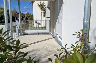 Wohnung kaufen in 71272 Renningen, Erstbezug-Flair in der Hirschstraße: Lichtdurchflutete 3-Zimmer-Wohnung mit Terrasse & Keller