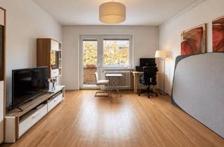 Wohnung kaufen in 12103 Tempelhof, Bezugsfrei, hell und mit Balkon | charmante 1-Zimmer-Wohnung in Endetage in Tempelhof