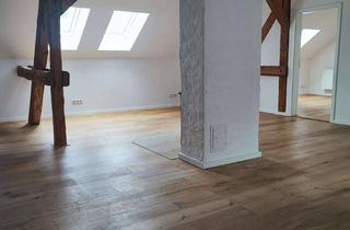 Wohnung mieten in Kirchplatz, 15378 Herzfelde, !! Sehr schöne 3 Raum Dachgeschosswohnung 91m² in Hennickendorf nahe Berlin zu verkaufen mit Kamin