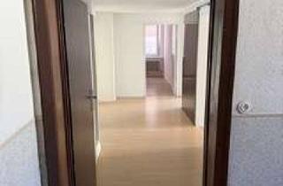 Wohnung mieten in 70182 Mitte, 5-Zimmer-Wohnung in Stuttgart-Mitte (4er WG geeignet)