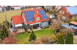 Wohnung mieten in Wiesenstraße, 92702 Kohlberg, Großzügige DG-Wohnung mit Kamin, Klima, Einbauküche, Terrasse & Garten – Kohlberg