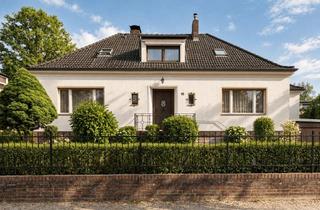 Einfamilienhaus kaufen in 14163 Zehlendorf, Großzügiges Einfamilienhaus nahe Schlachtensee in Zehlendorf