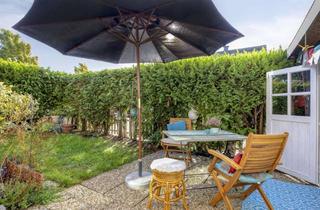 Wohnung kaufen in 44581 Castrop-Rauxel, Die Wohnung mit eigenem Garten in gesuchter, ruhiger Lage fühlt sich wie ein Haus an.