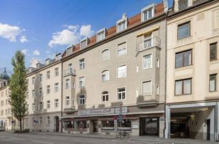 Wohnung kaufen in 80797 Schwabing-West, Schwabing-West: Altbauwohnung mit Balkon