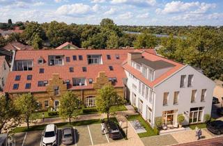 Wohnung kaufen in 14513 Teltow, Kernsanierte 2-Zimmer Erdgeschosswohnung mit Terrasse im Denkmalensemble der Teltower Altstadt