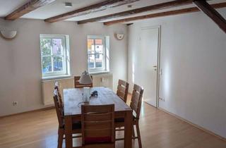 Wohnung mieten in 71083 Herrenberg, Herrenberg-Altstadt, 3 Zimmer-Wohnung, möbliert, provisionsfrei