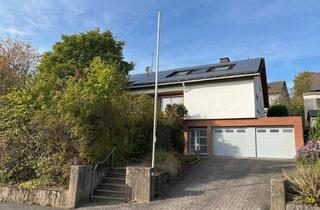 Einfamilienhaus kaufen in 59581 Warstein, Viel Raum für die ganze Familie: Großzügiges Einfamilienhaus mit Doppelgarage in Warstein-Belecke!