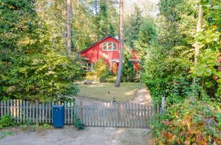 Einfamilienhaus kaufen in 15370 Petershagen, Bahnhofsnah! Mit Pool, Sauna, Kamin, Wintergarten, Einbauküche, Carport: Einfamilienhaus Petershagen