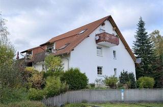 Wohnung kaufen in 08393 Dennheritz, Renovierte Maisonette mit zwei Bädern, zwei Balkonen und zwei Stellplätzen