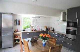 Wohnung kaufen in 51147 Lind, Attraktive 101m² Maisonette - Whg., 2 Bäder, Balkon mit Blick ins Grüne, Stellplatz